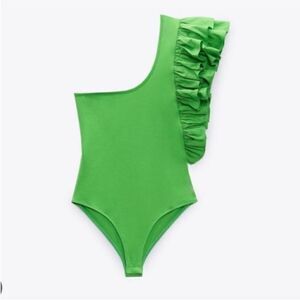 NWOT Ruffle‎ trim one shoulder bodysuit